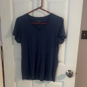 Mott & Bow Midtown Navy Blue Women's Short Sleeve Tee size L. EUC. Worn once